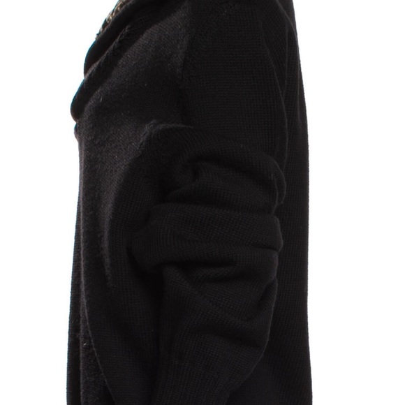 Versace - Picture 4 of 9